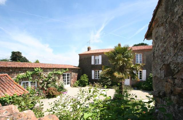 לינה וארוחת בוקר Le Landreau Relais De La Riniere מראה חיצוני תמונה