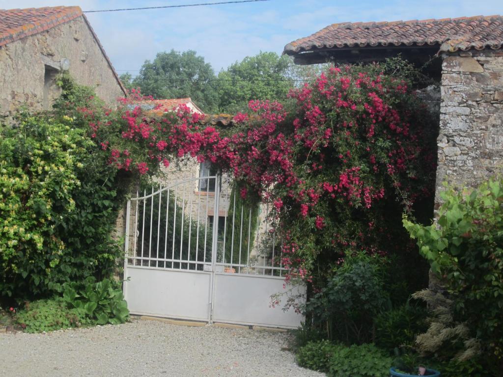 לינה וארוחת בוקר Le Landreau Relais De La Riniere מראה חיצוני תמונה