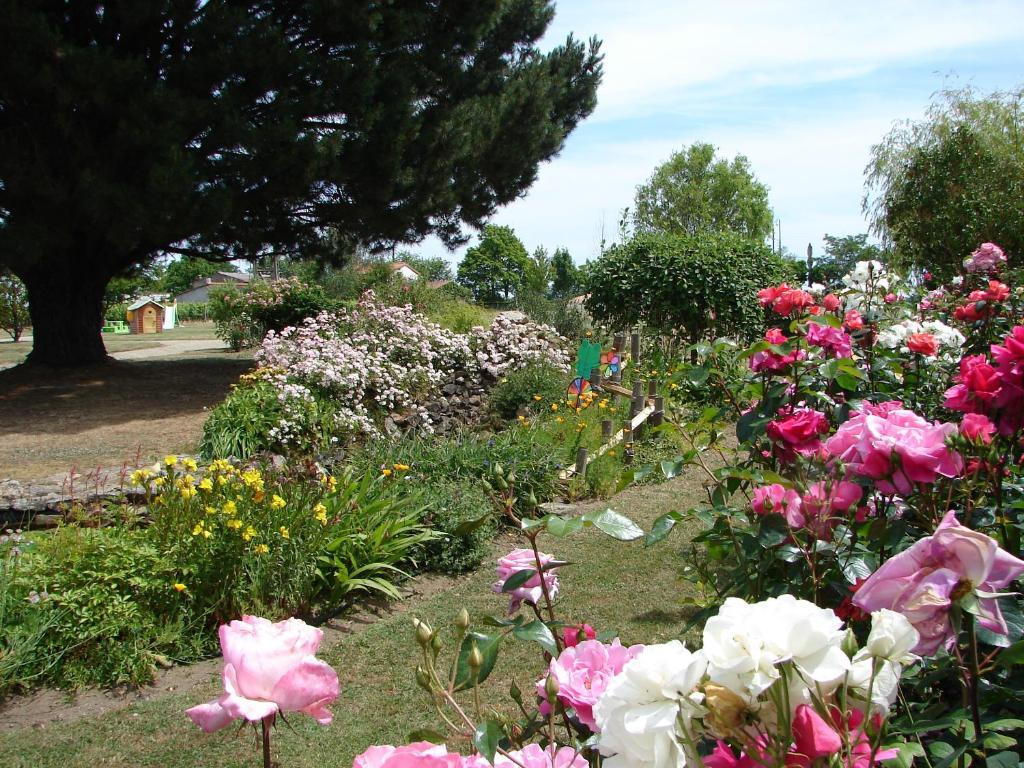 לינה וארוחת בוקר Le Landreau Relais De La Riniere מראה חיצוני תמונה